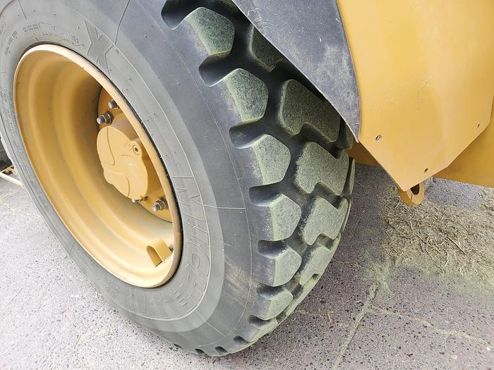 Used 2022 Caterpillar 910 Wheel Loader