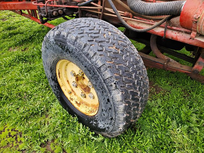 Used New Holland 1048 Balewagon