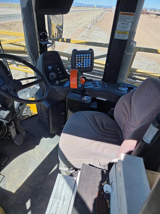 Used 2002 Ag-Chem Rogator 1254 Sprayer w/ 4500 hrs