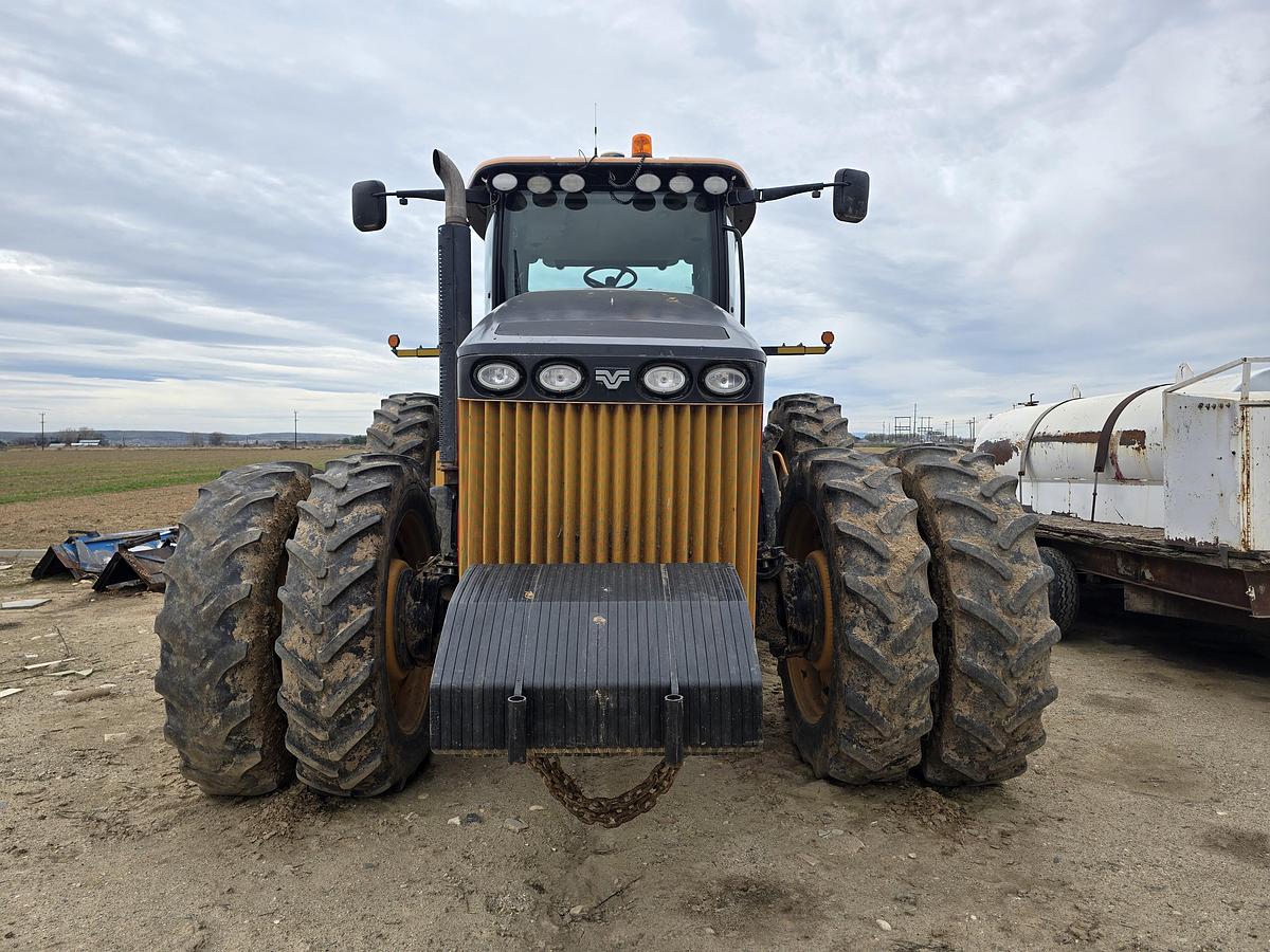 Used Versatile 335 Tractor w/ 2800 hrs