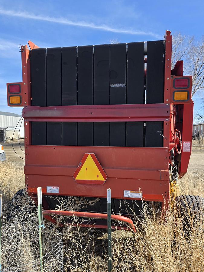 Used 2003 New Holland BR780 Round Baler