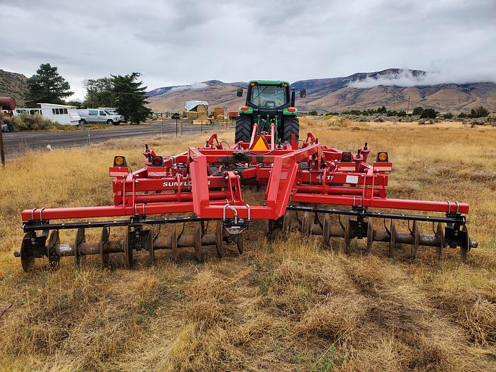 Used Sunflower 4511 Disk Ripper - 11 Shank