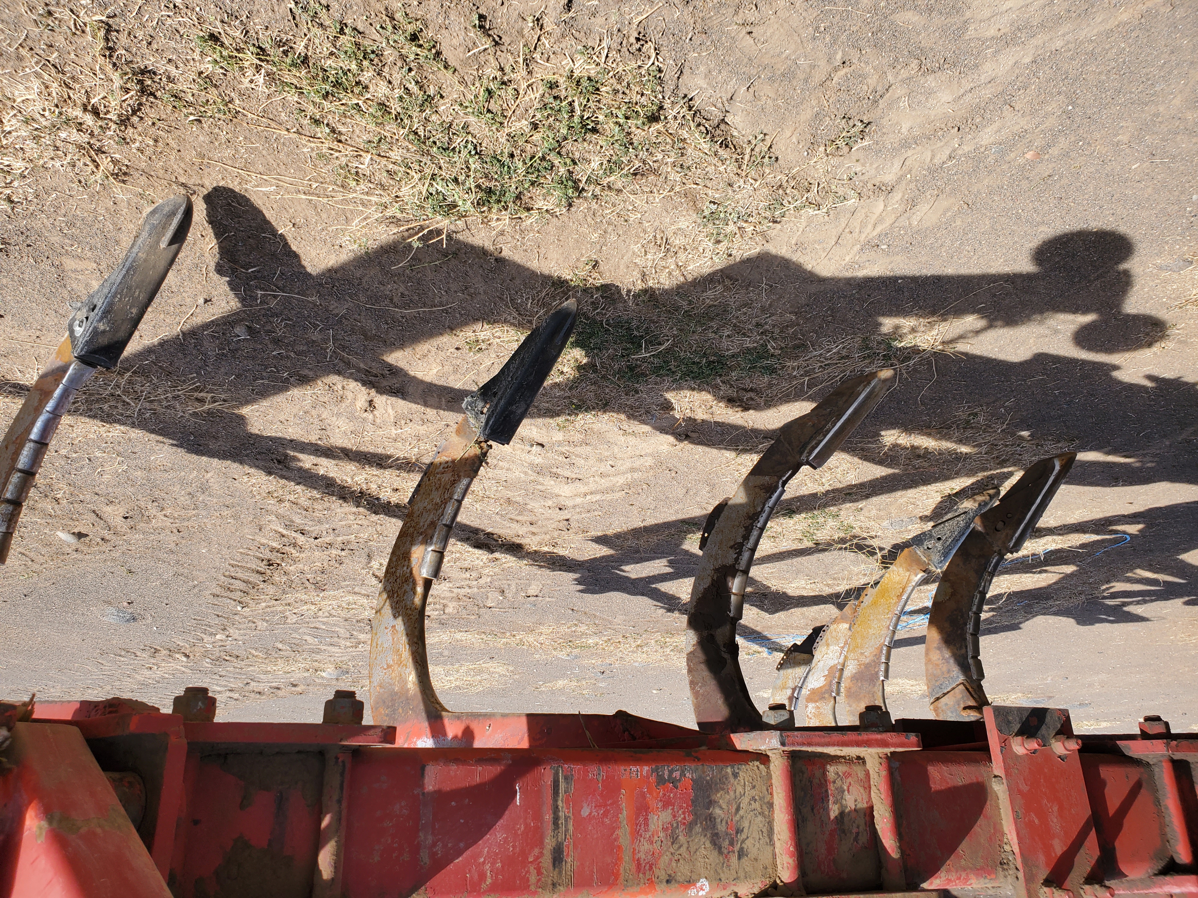 Used Watts 7 Shank Ripper