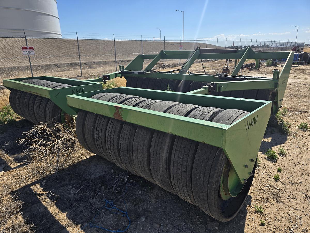 Used 31' Nyssa Machine Folding Rubber Tire Packer