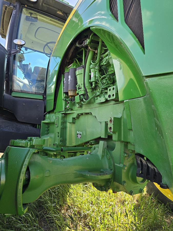 Used 2012 John Deere 8285R Tractor w/ IVT