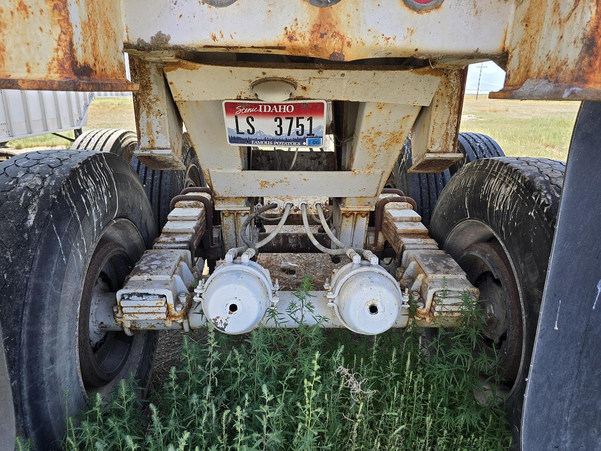 Used 30' Cherokee End Dump Trailer