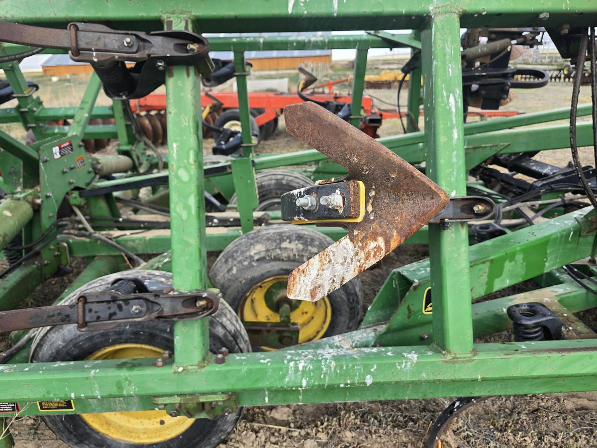 Used 27' John Deere 726 Soil Finisher