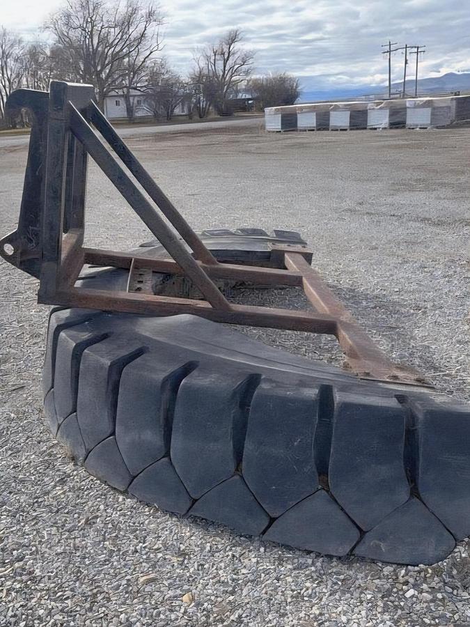 Used 3pt Rubber Tire Scraper