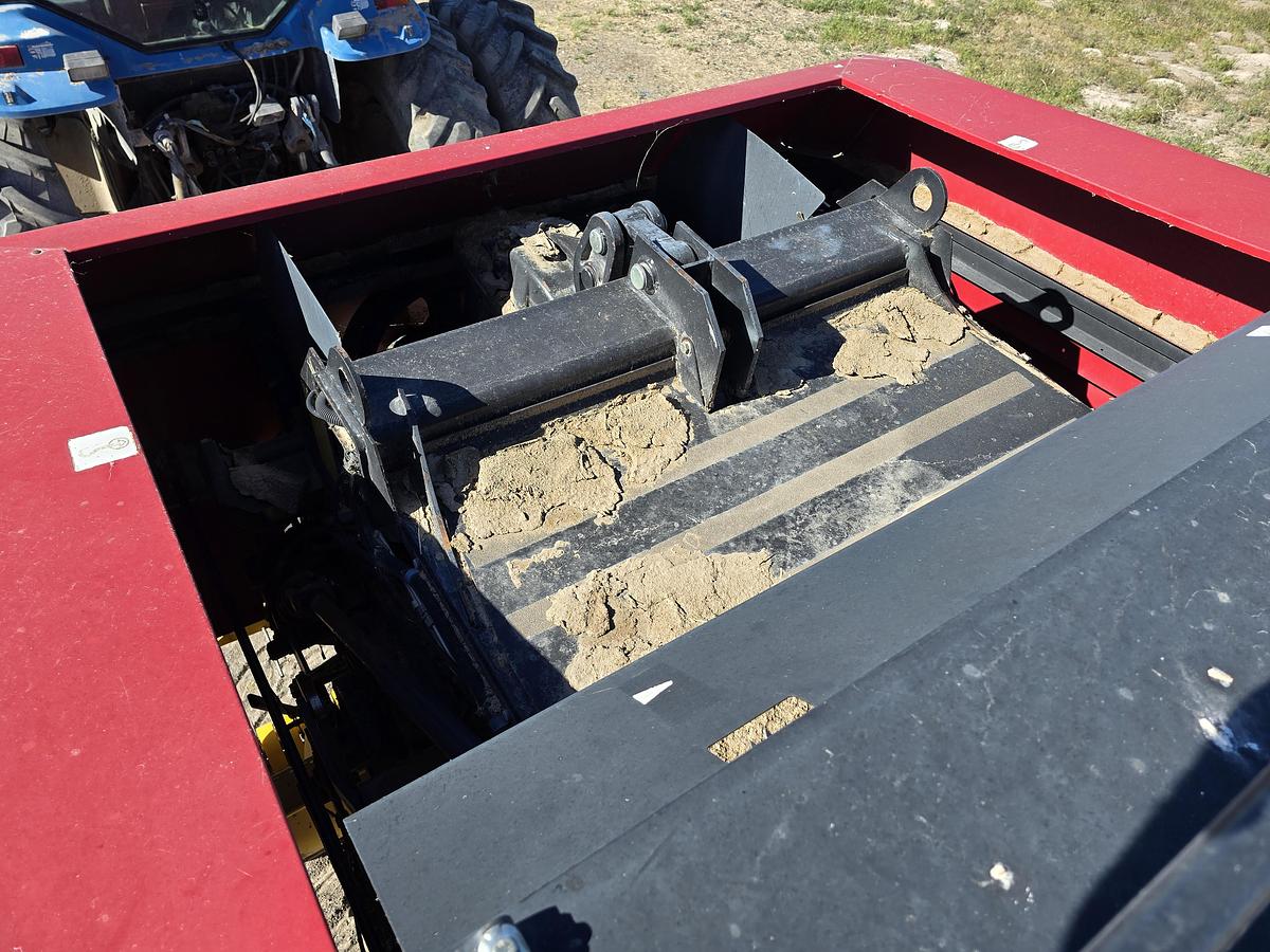 Used ** Auction ** 2007 New Holland BB960A Baler - 3x4