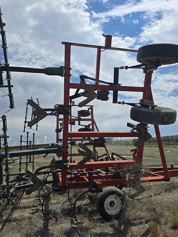 Used 30' Chisel Plow