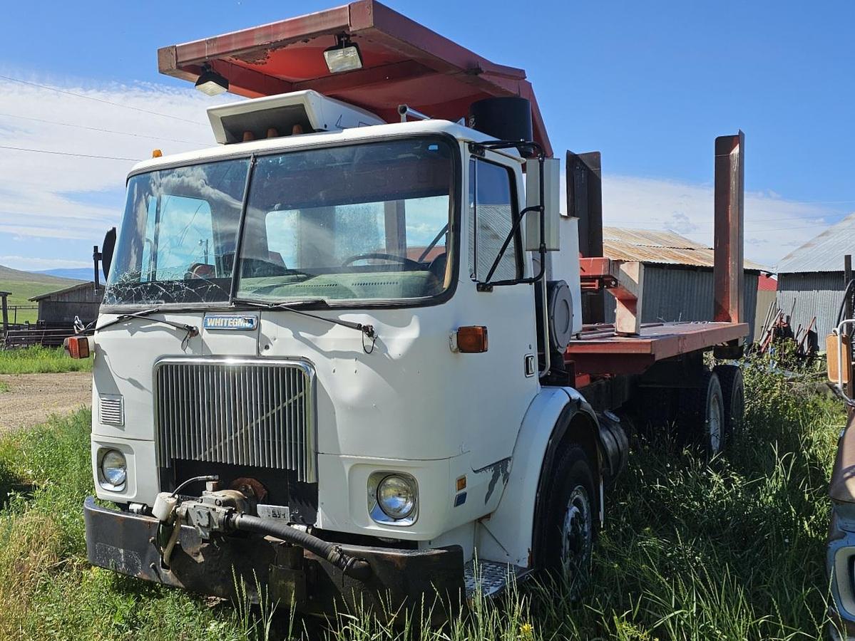 Used Ton-Right 890 Bale Stacker