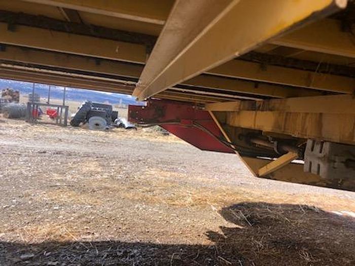 Used NewHouse C5000 Bale Processor / Feeder ** Excellent Condition **