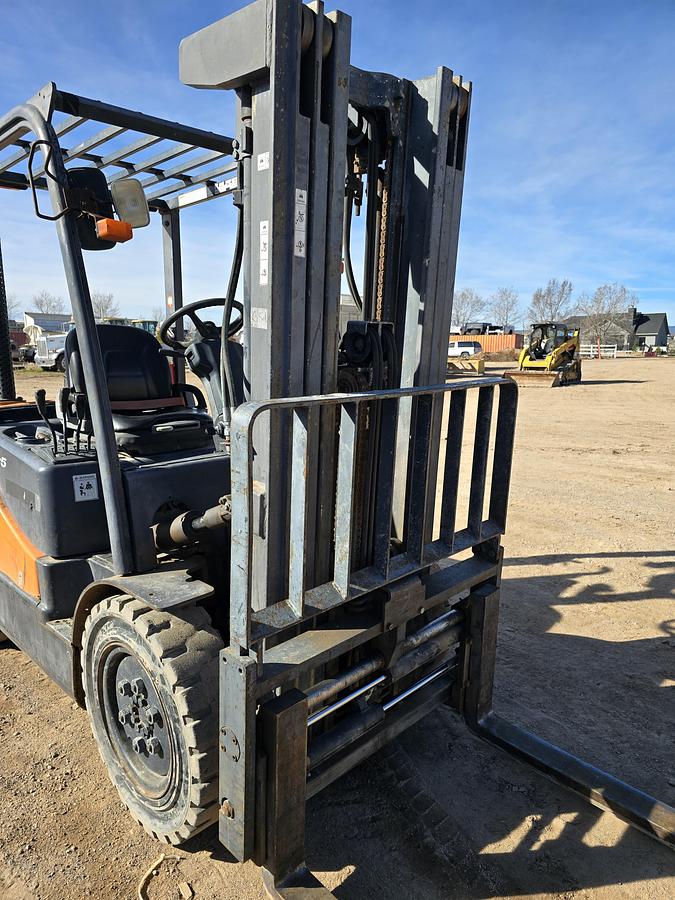 Used 2012 Doosan D25S Forklift