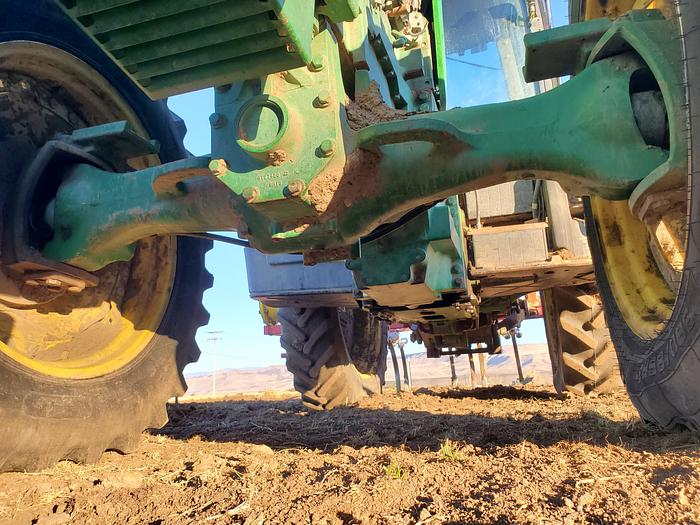 Used 2000 John Deere 8410 Tractor