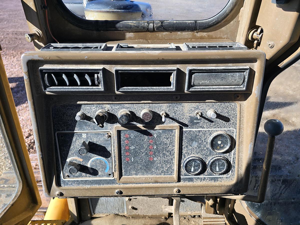 Used 1988 Caterpillar D5H Dozer