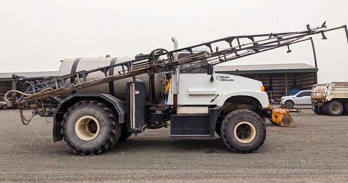 Used Silver Wheels Sprayer w/ 1800 ga. Tank + 70' Boom