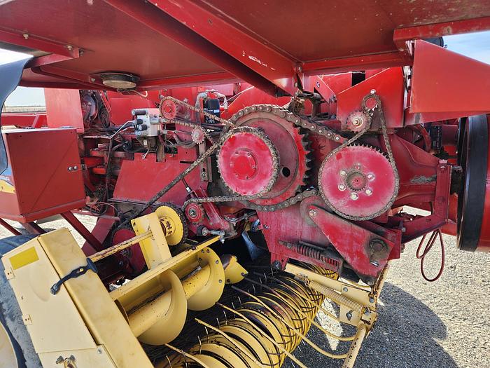 Used 2005 New Holland BB900 Baler w/ 1100 hrs