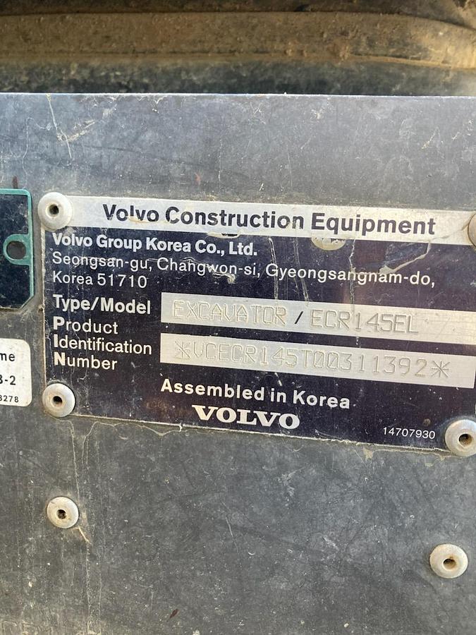 Used 2018 Volvo ECR145EL Excavator w/ Thumb + Push Blade - 3400 hrs