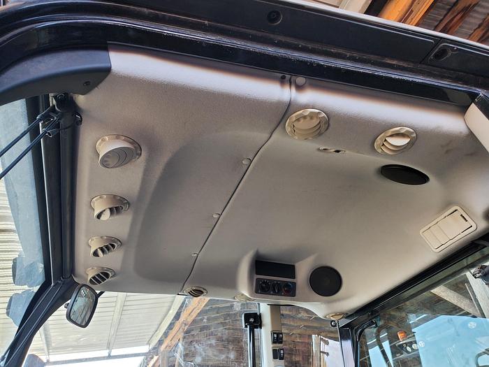 Used 2019 Massey Ferguson 4707 Tractor - 800 hrs