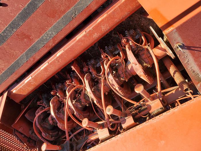 Used 2006 Hesston 4910 Baler w/ Accumulator - 4x4