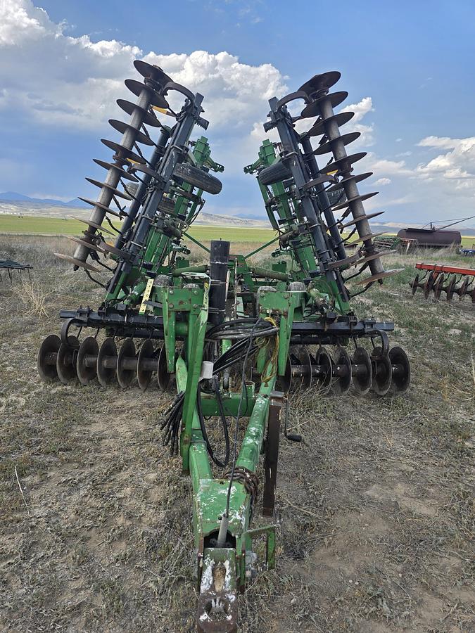 Used 27' John Deere 726 Soil Finisher