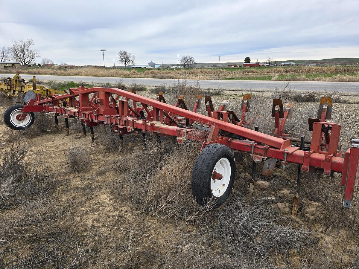 Used 12R22 Dammer Diker