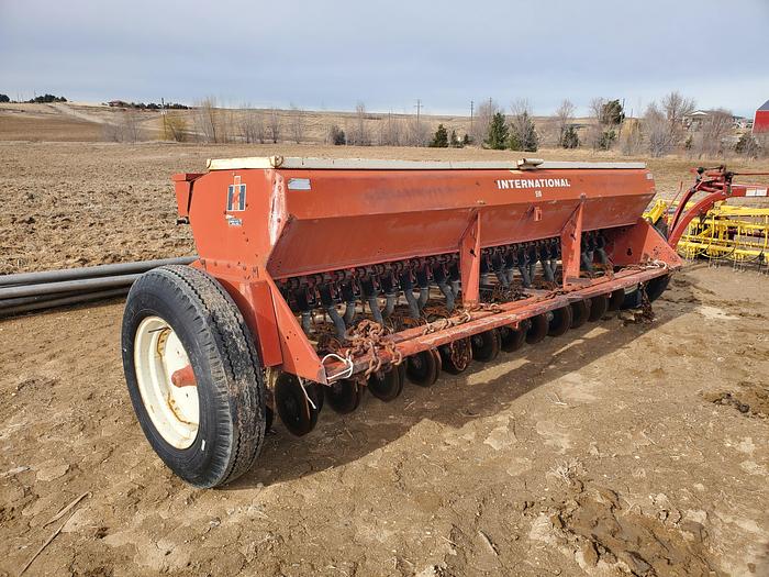 Used 12' International 510 Grain Drill w/ Small Seed