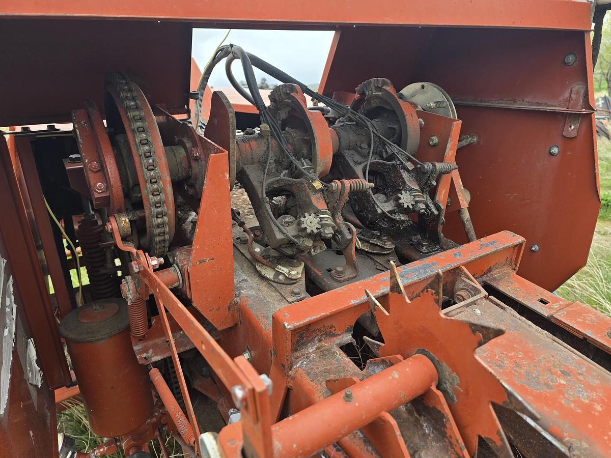 Used 1999 Hesston 4655 Baler