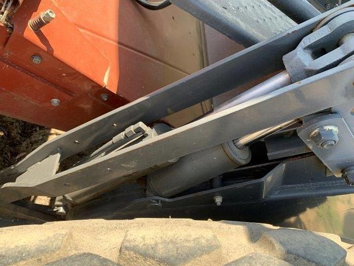 Used 2009 Massey Ferguson 9435 Windrower