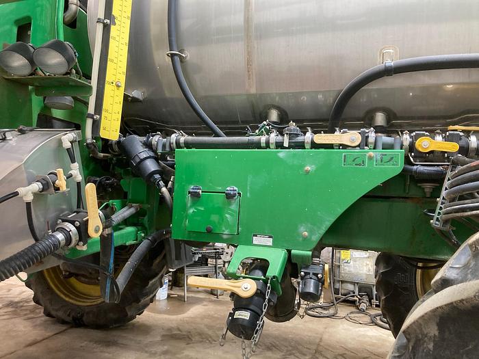 Used 2015 John Deere R4045 Sprayer w/ 2600 hrs