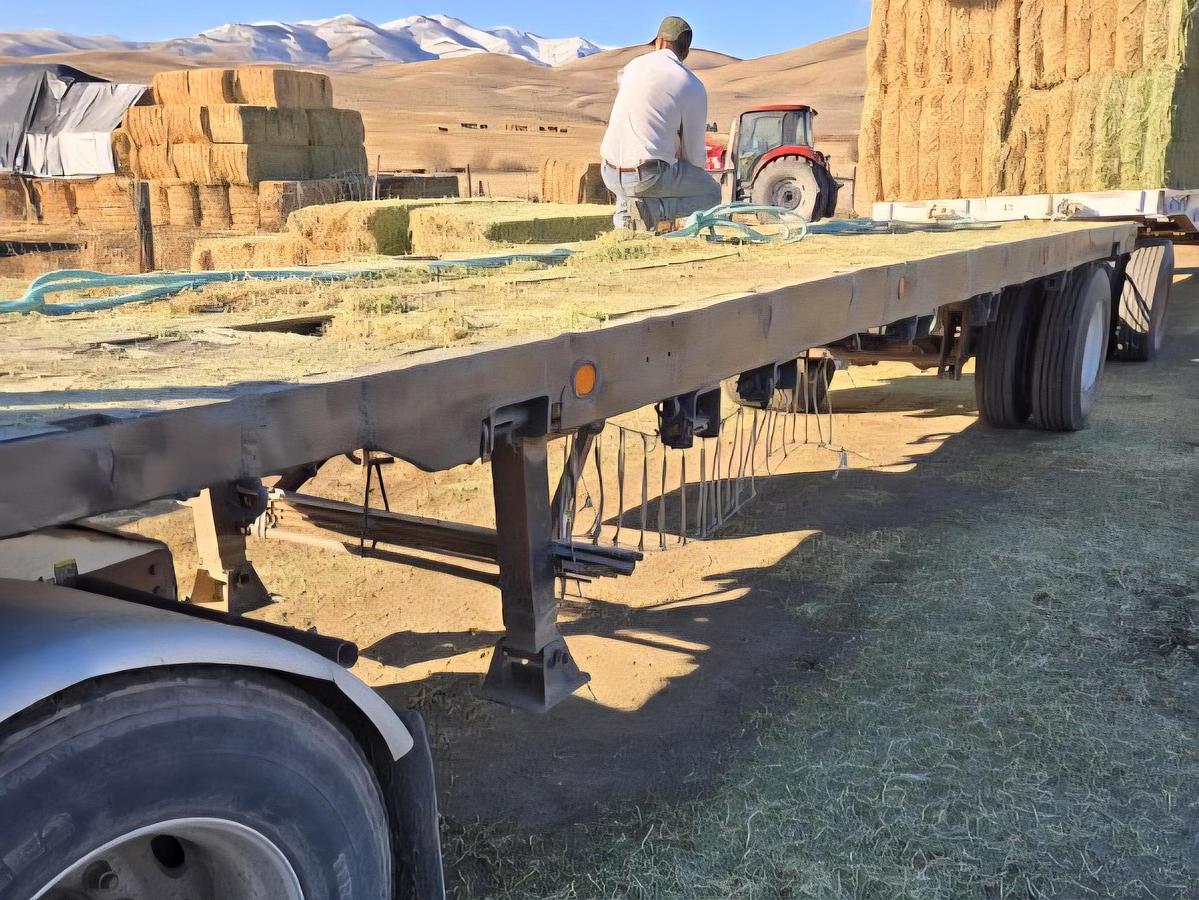 Used Hay Trailer Set - Fruehauf 32' Lead + 30' Pup