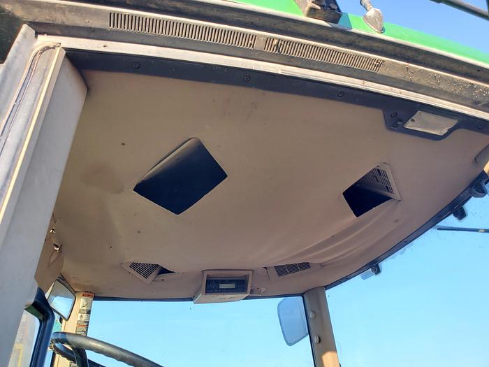 Used 2000 John Deere 8410 Tractor