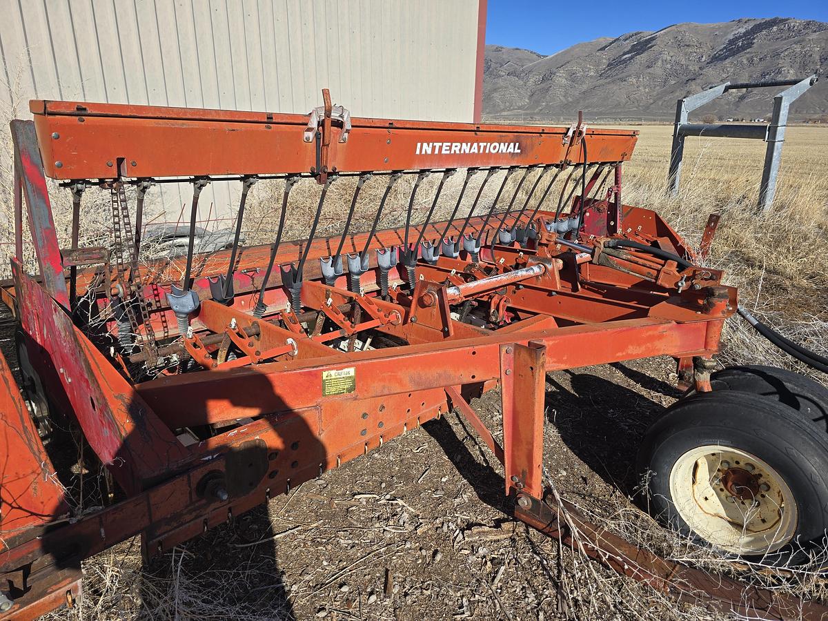Used 24' International Grain Drill