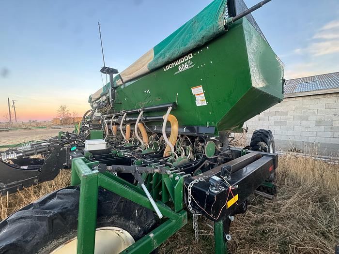 Used 2018 Lockwood 606 Air Series 6 Row Potato Planter