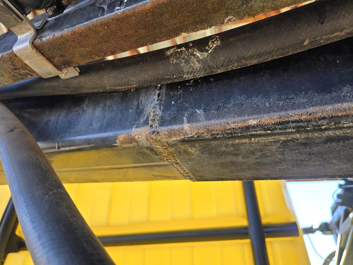 Used 75' Schaben 1250 Sprayer