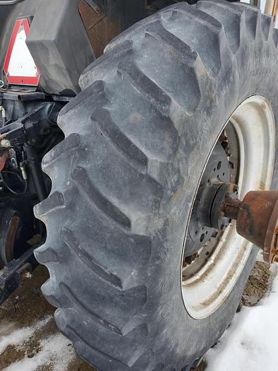 Used 1990 Case 7130 Tractor w/ 10000 hrs