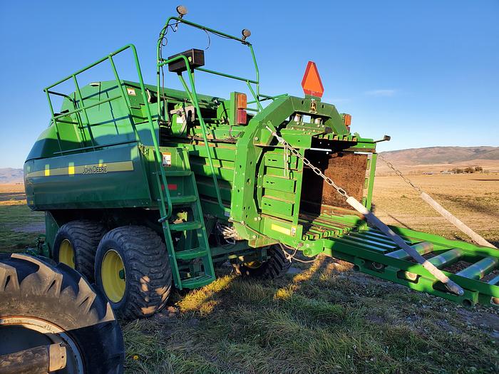 Used 2016 John Deere L340 Baler - 3x4