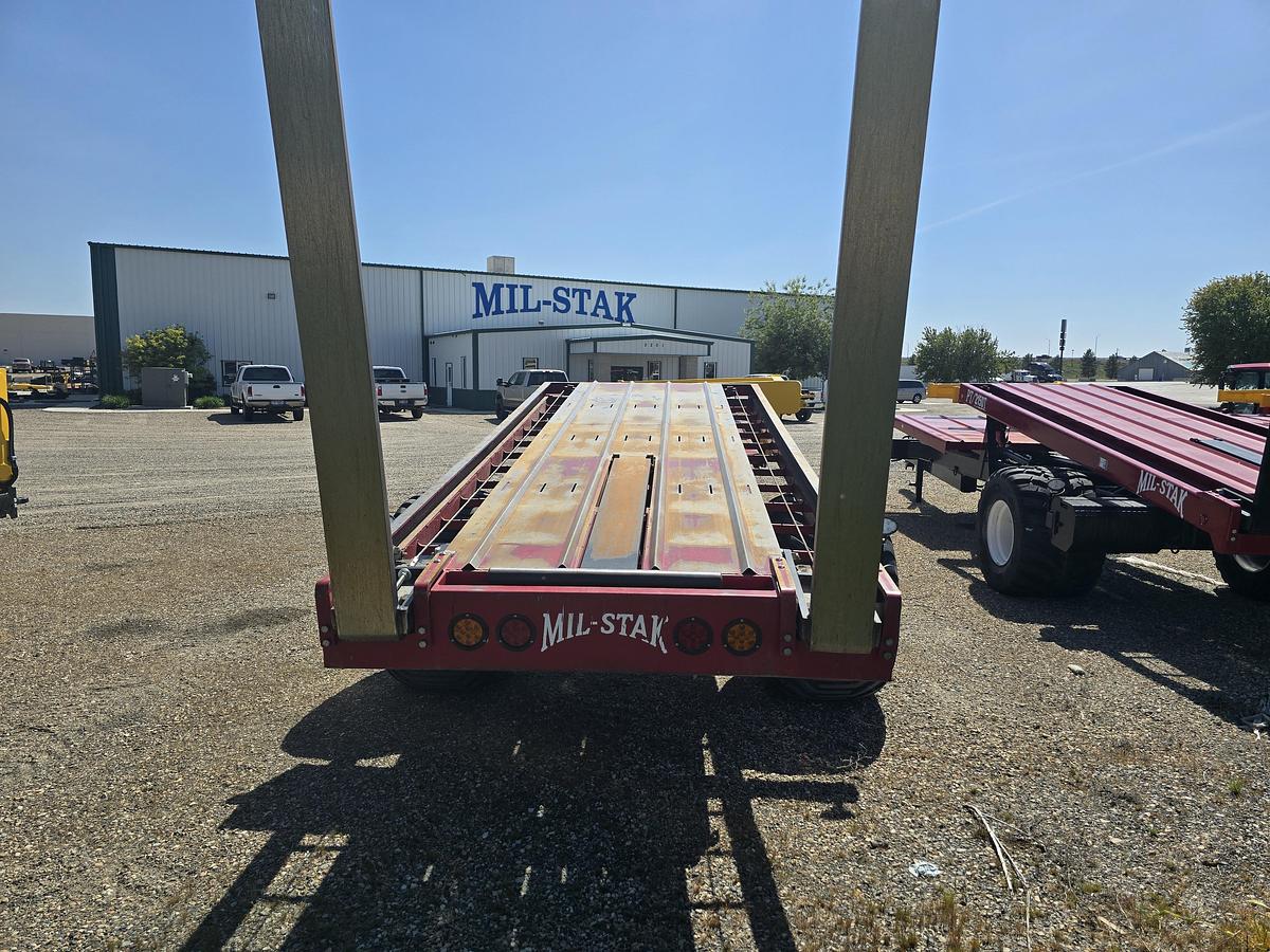 Used Mil-Stak PT/2016 Bale Stacker ** Factory Rebuilt **