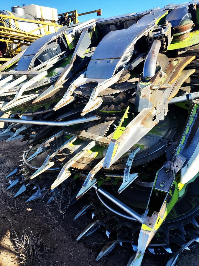 Used 2017 Claas Orbis 750 Rotary Header - 10 Row