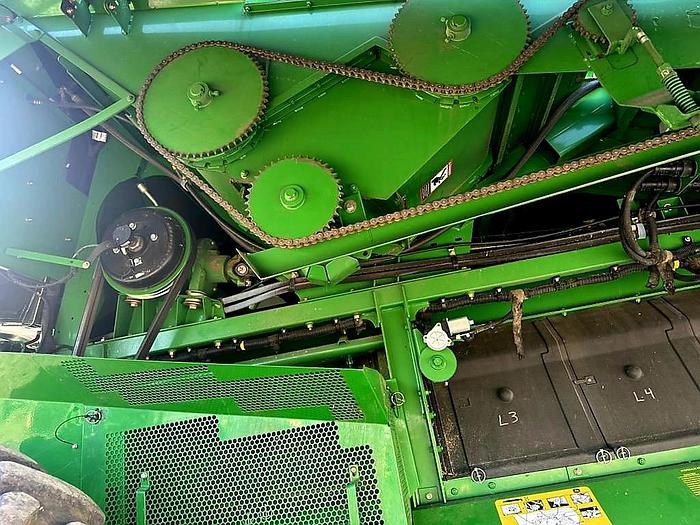Used 2009 John Deere 9770 STS Combine ** Excellent Condition **