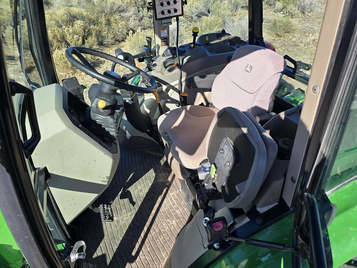 Used 2020 John Deere 5115M Tractor w/ 1100 hrs ** Loader Ready **