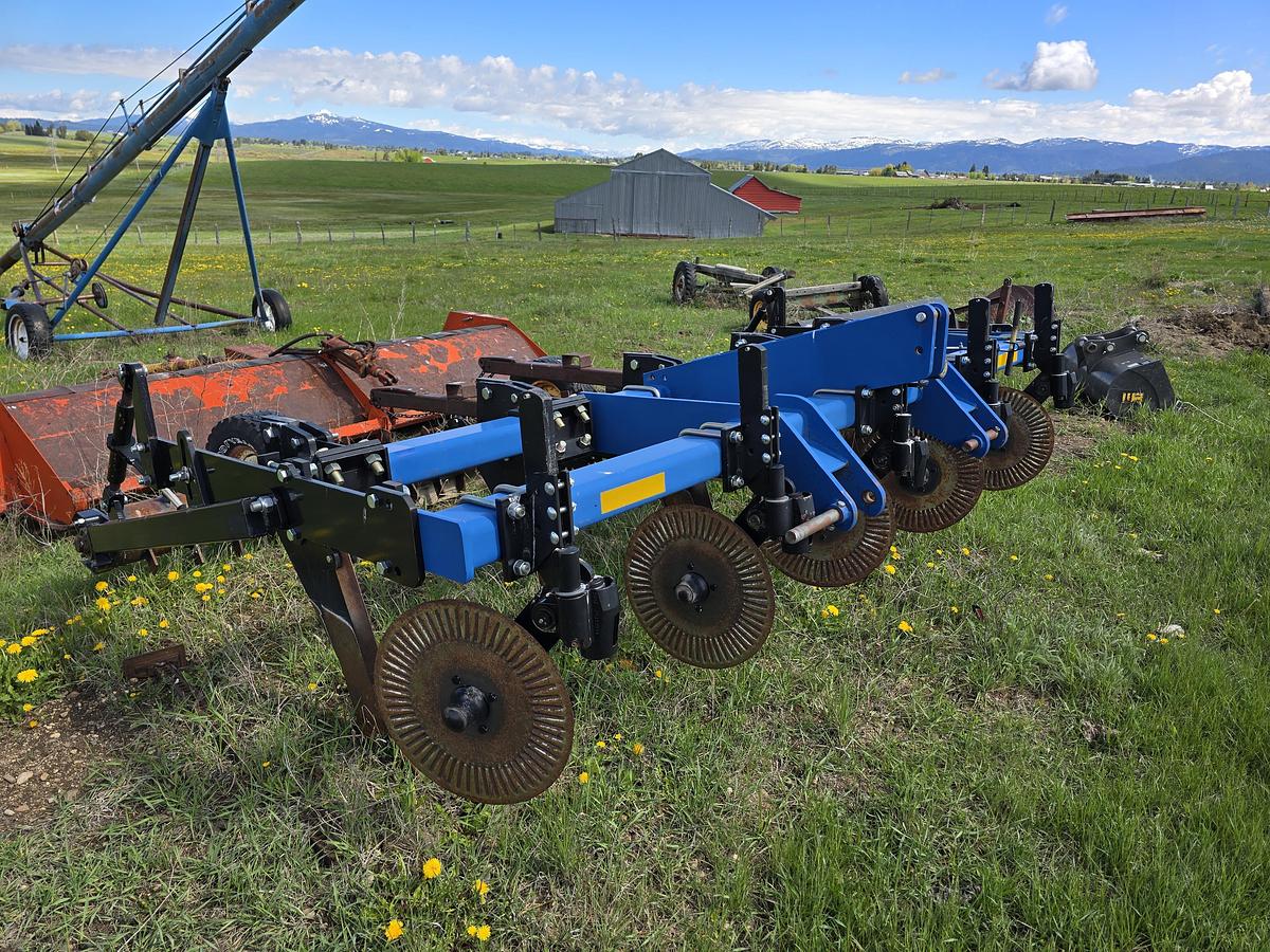 Used Blu-Jet Sub Tiller II Ripper - 5 Shank