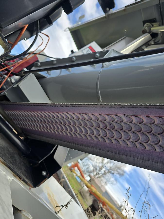 Used CrustBuster 9096-600 Box Seed Tender