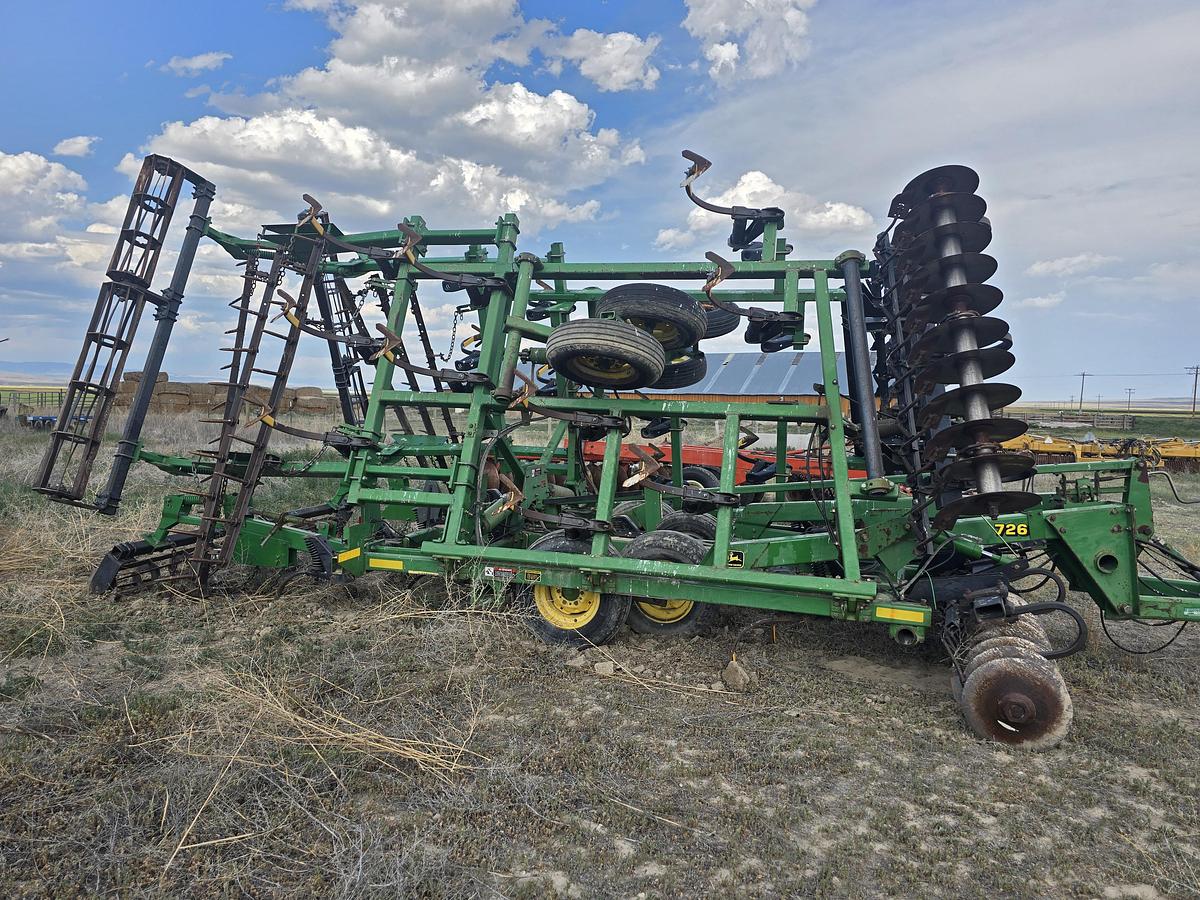 Used 27' John Deere 726 Soil Finisher