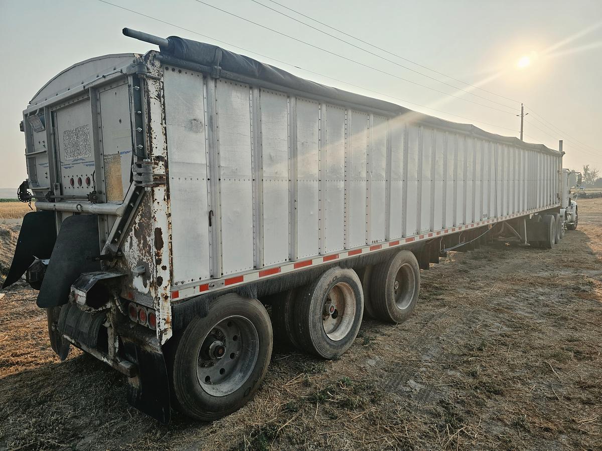 Used 49' Western Belt Trailer