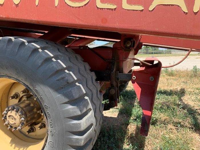 Used New Holland 1095