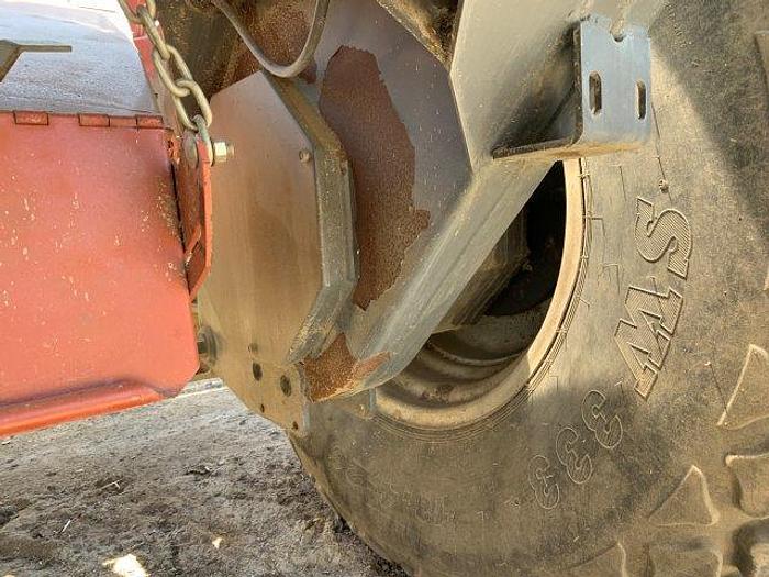 Used 2009 Massey Ferguson 9435 Windrower