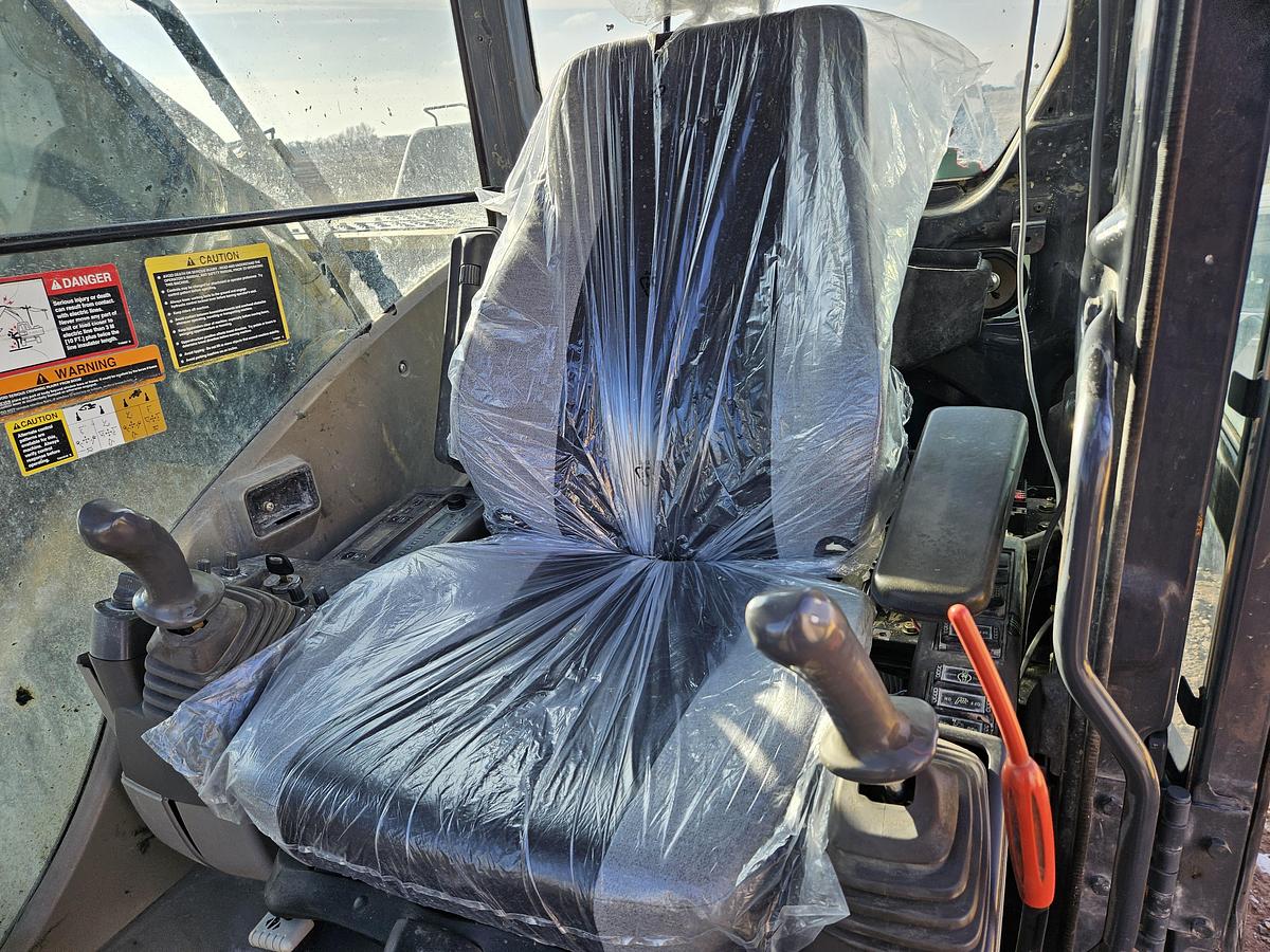 Used 2007 John Deere 350D LC Excavator