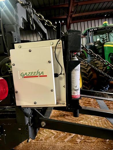 Used 2015 Massey 2270 Baler + Staheli West 6210 Steamer