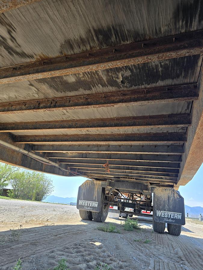 Used 2018 52' Fontaine Lead + 30' Western Pup Hay Trailer Set (2 Available)